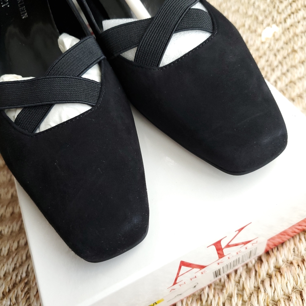 Anne Klein Women's Akvanity Black iflex Suede Heeled Shoe Size 7 - Picture 3 of 14